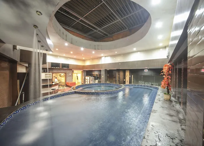 New Hollywood Hotel Pekanbaru