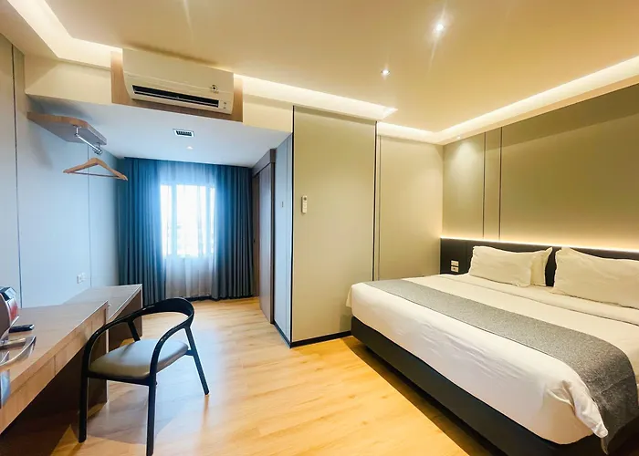 New Hollywood Hotel Pekanbaru